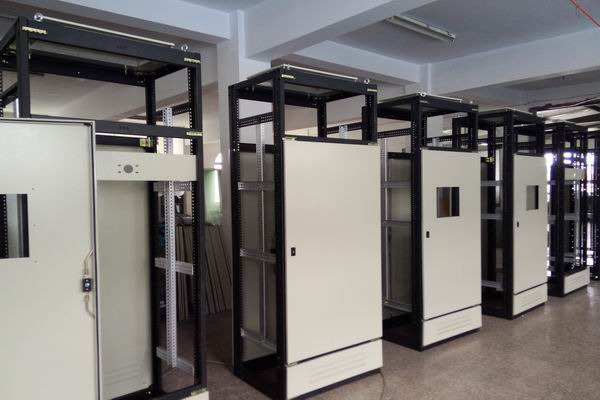 绥江配电柜-3683厂家配电柜检修需要注意的